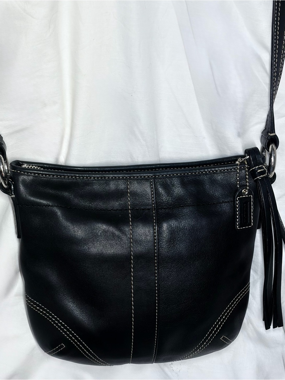 Vintage Coach Soho Black Leather Crossbody Bag Y2K Tassel